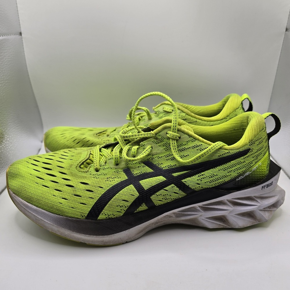 ASICS Novablast 2 Men's Running Shoes Size US 9 Neon Green Black White FF Blast